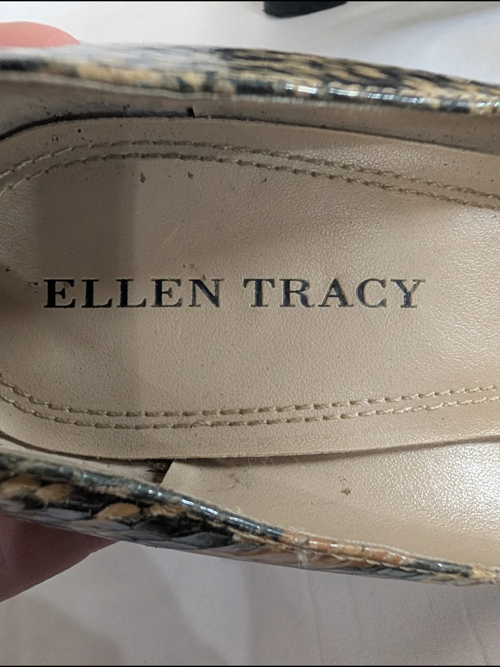 Ellen Tracy Snakeskin Print Wedge Pumps Size 8